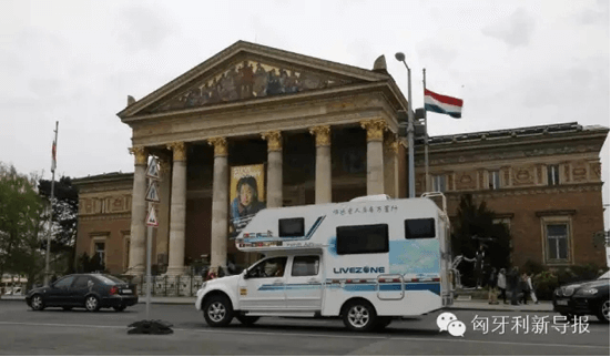 68歲老人張志武再駕覽眾C4房車環歐洲 68歲老人張志武再駕覽眾C4房車環歐洲