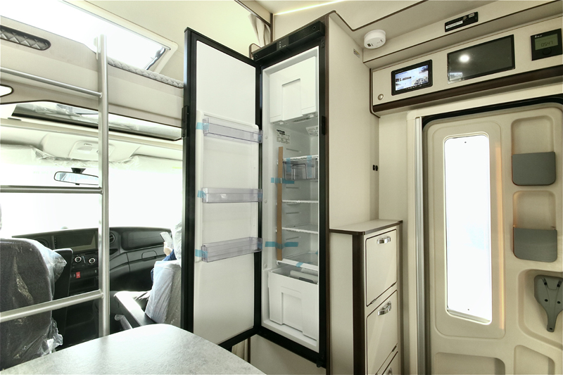 舒適旅行生活，這款房車(chē)必不可少