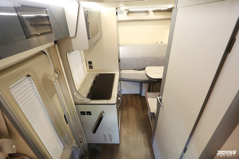 打響第二炮!搶先實拍體驗覽眾自由炮-B皮卡四驅房車 打響第二炮!搶先實拍體驗覽眾自由炮-B皮卡四驅房車