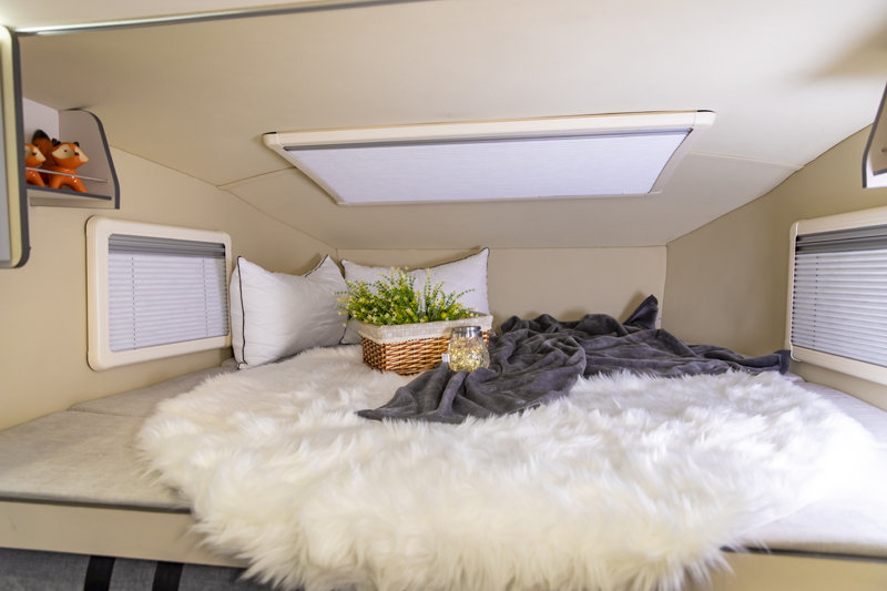 適合兩人使用的自動(dòng)擋四驅(qū)房車(chē) 適合兩人使用的自動(dòng)擋四驅(qū)房車(chē)