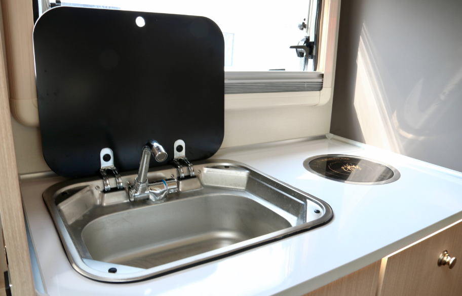 分時四驅、超大空間、一代經典——風駿C7！