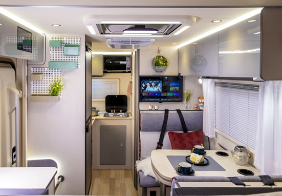 四驅還是自動檔房車，當數這款